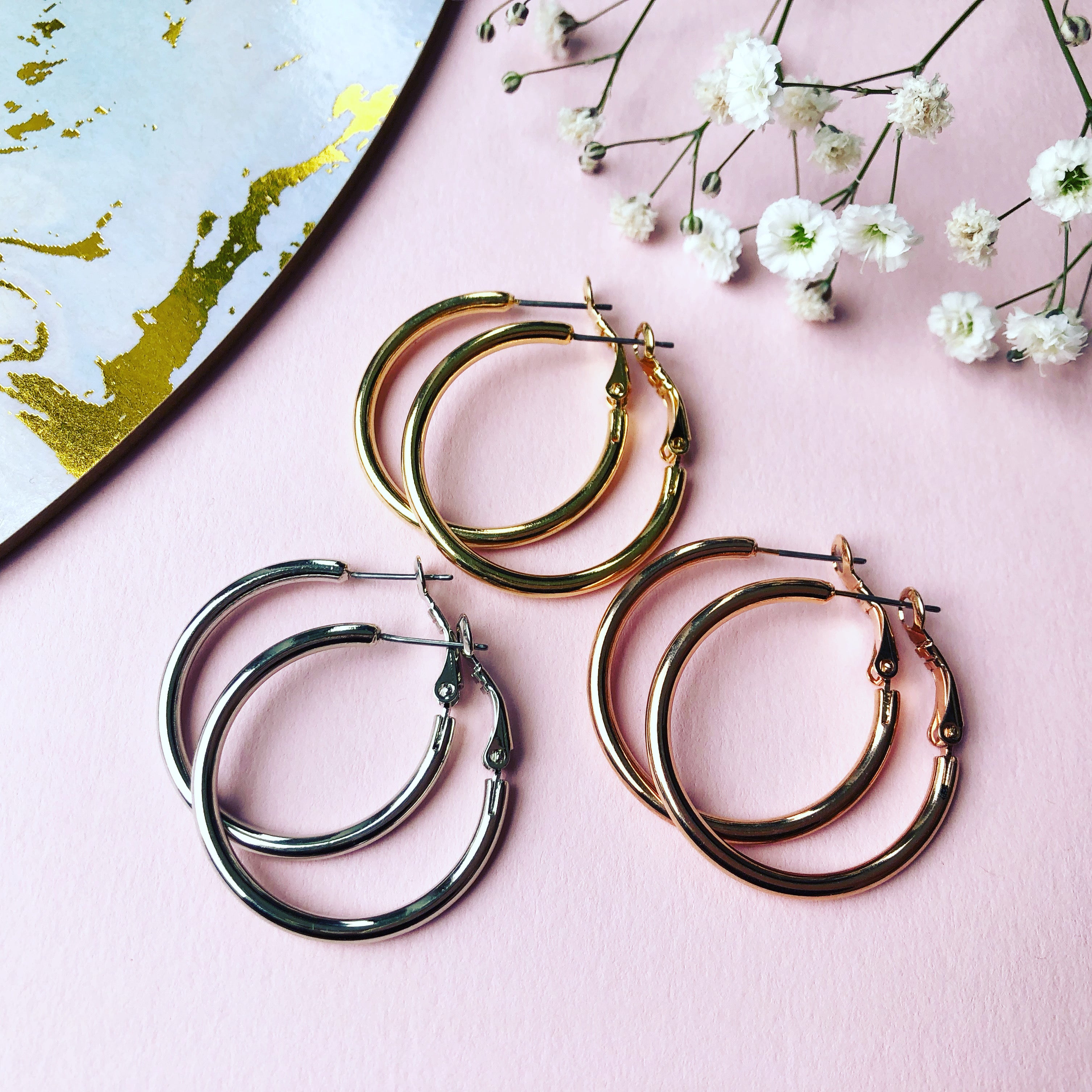 *SECONDS*  Gold Hoop Earrings